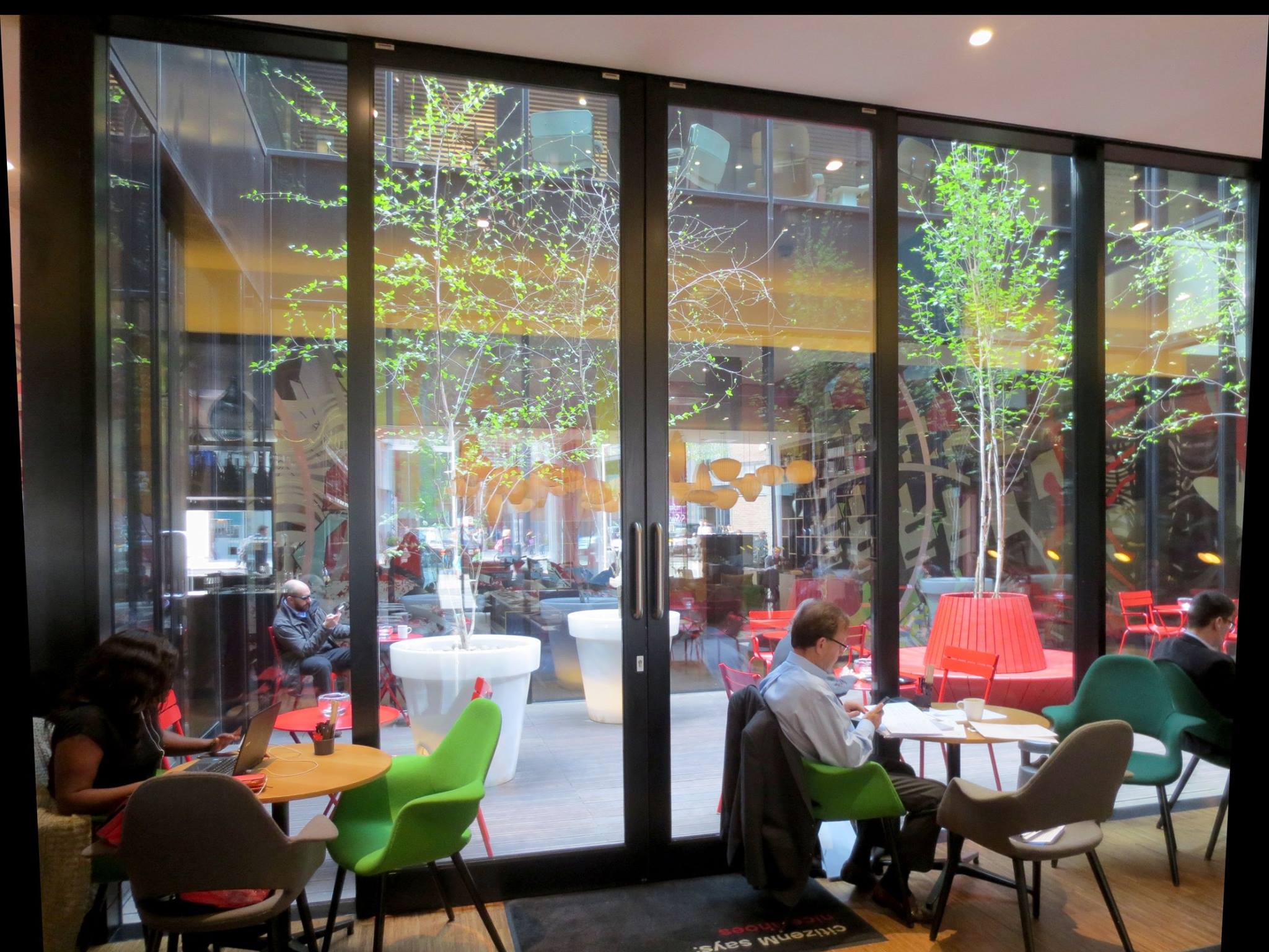 CitizenM lobby and courtyard