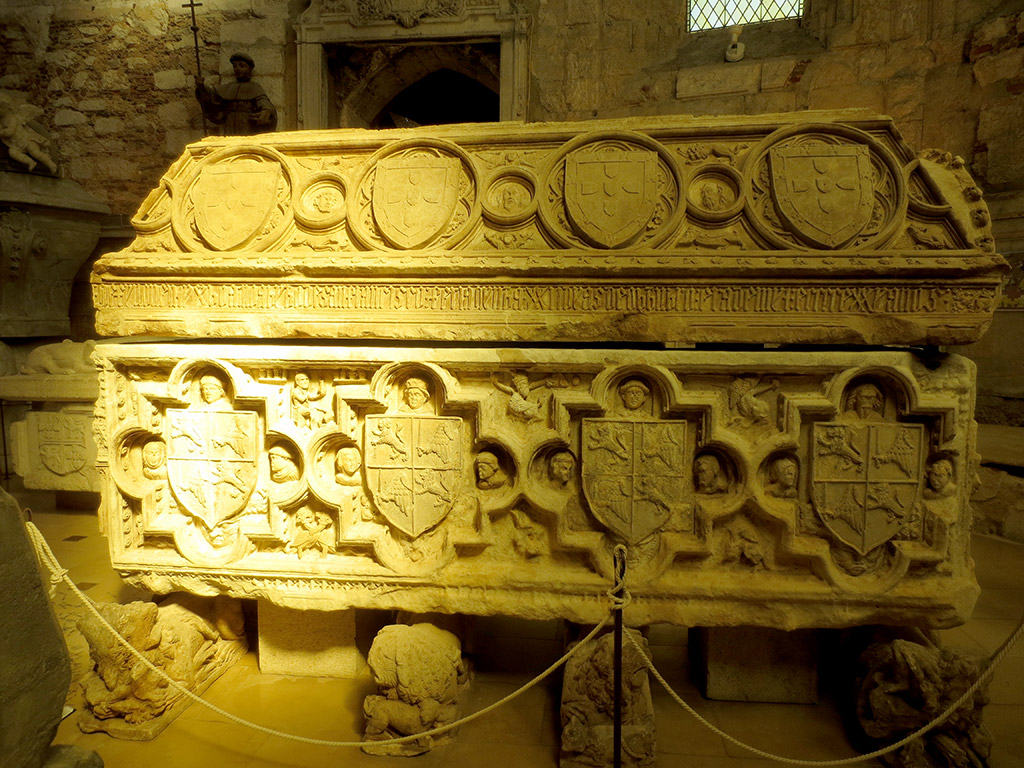 Tomb of Fernando I