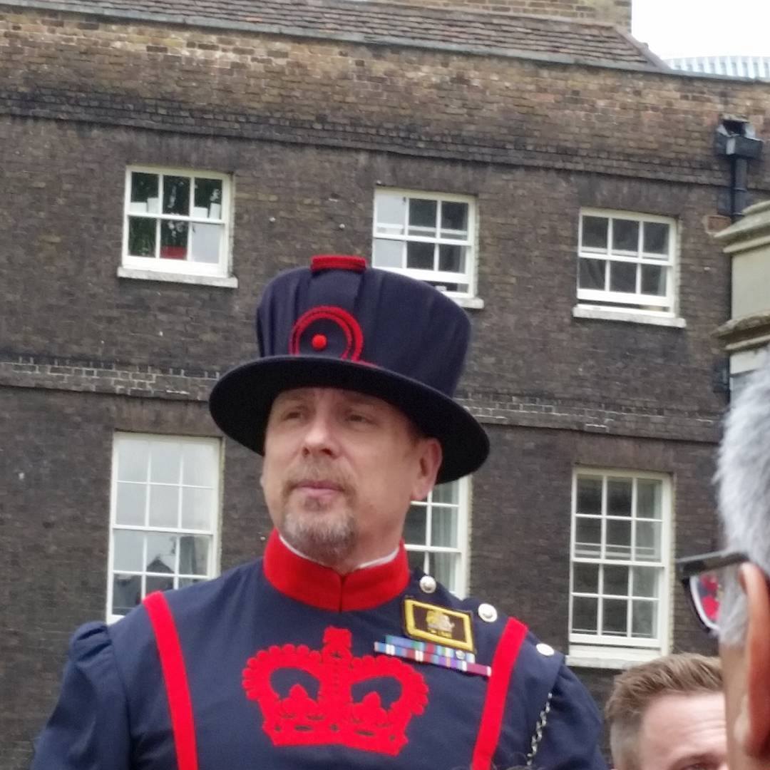 Yeoman Warder Shady