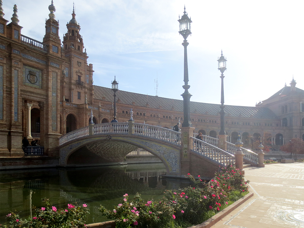 Plaza de España Bridge