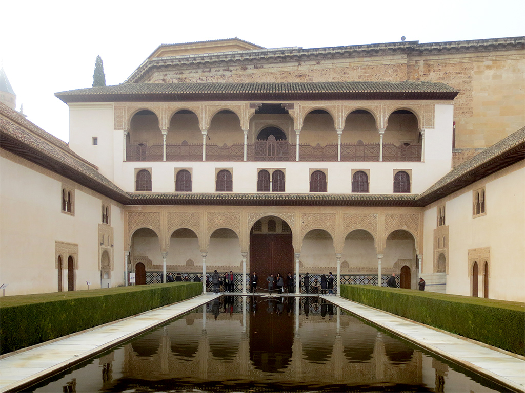 Patio de los Arrayanes