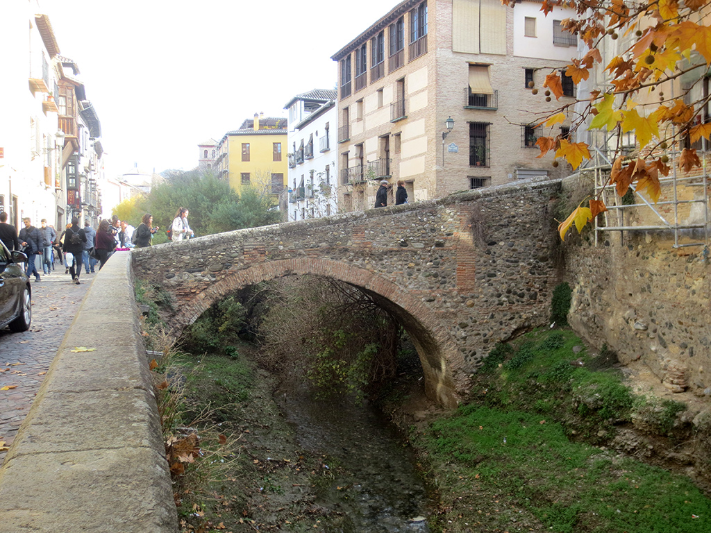 Bridge over the Darro