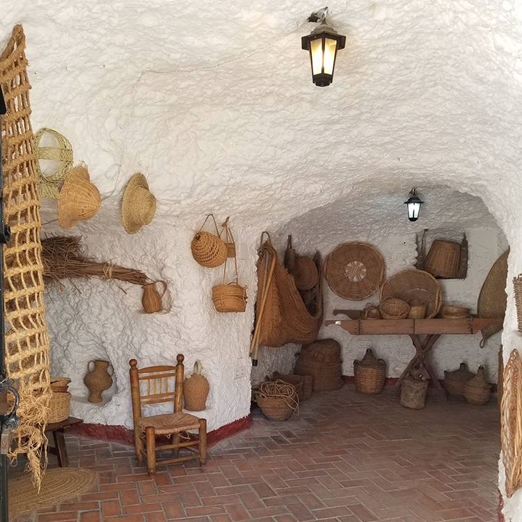 Basketweaving Cave