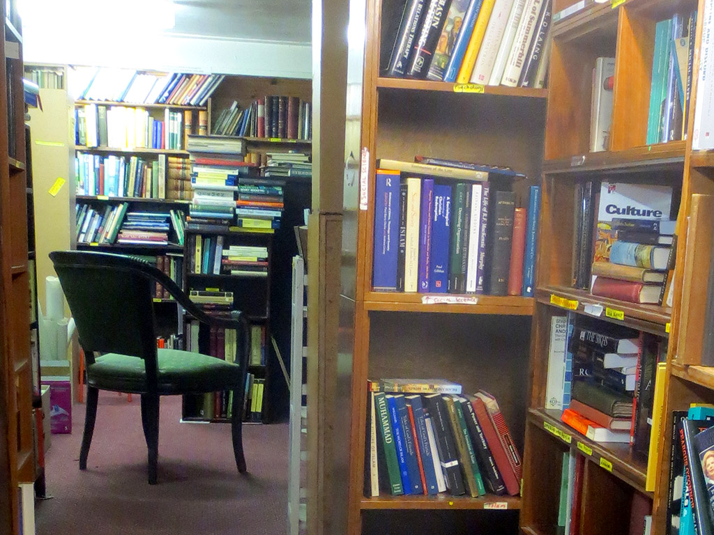 Edinburgh Books Basement